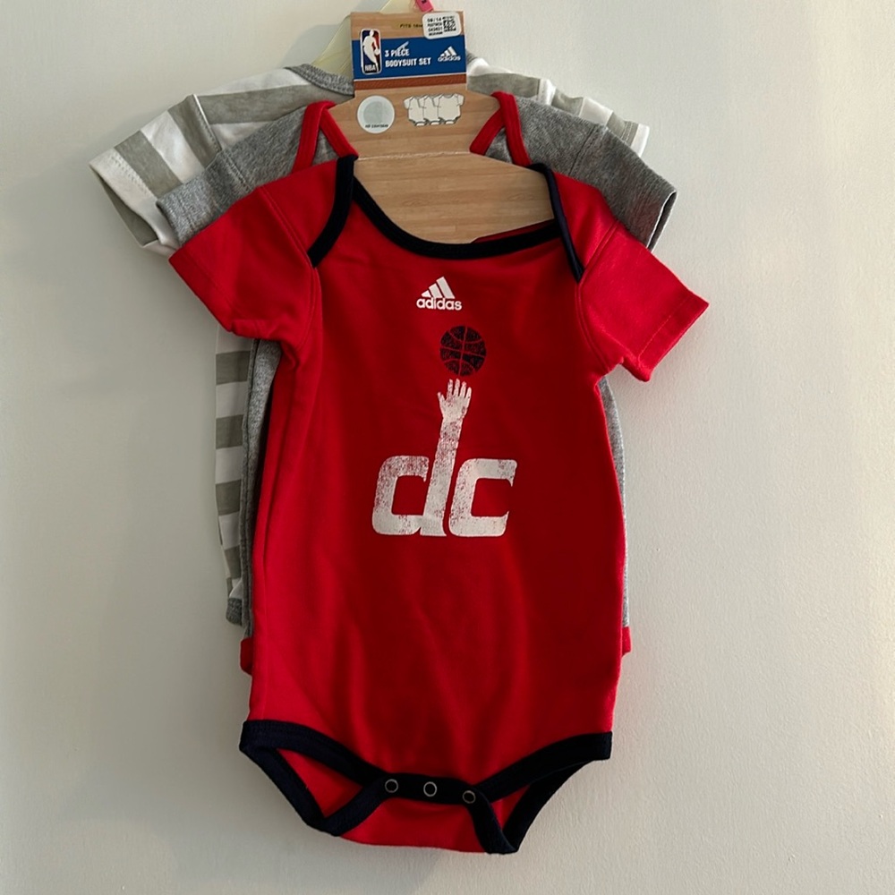 3 Wizards Onesies - 18M